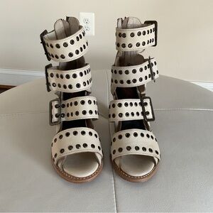 Free Birds buckle shoes